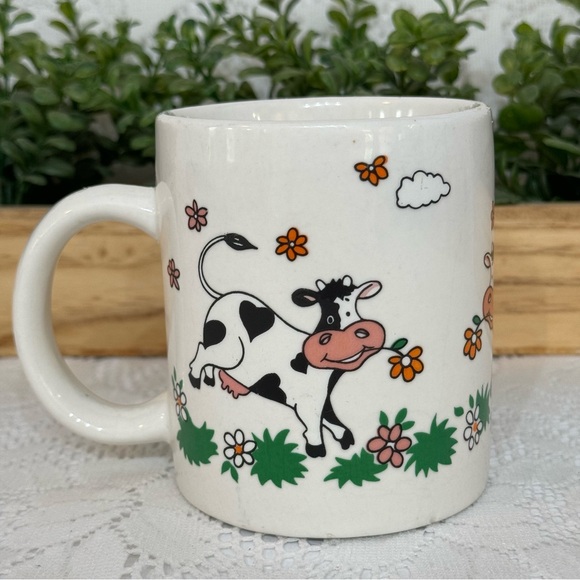 Vintage Cow Coffee Mug - Picture 2 of 5
